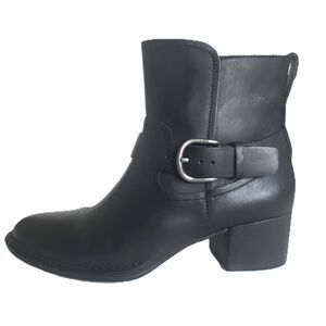 Ugg Atwood Black Buckle Strap Zip Moto Heel Boots Womens Stacked Heel 9 -Scratch